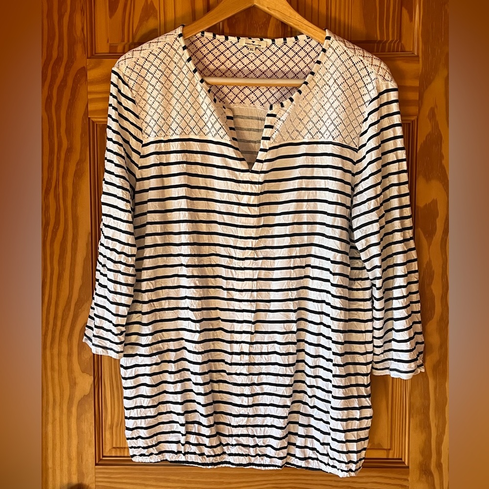 🔹Tom Tailor Blue and White Striped Top with 3/4 Length Sleeves